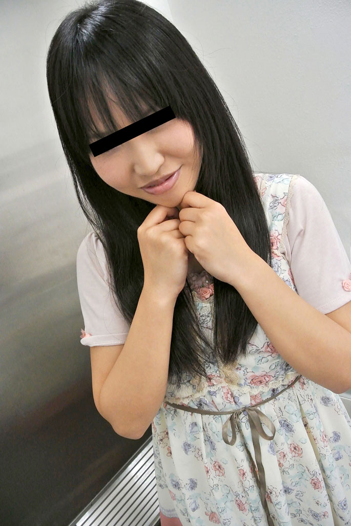 10-042021-01 BJ In Public Restroom: I met with a popular metamorphosis woman on SNS