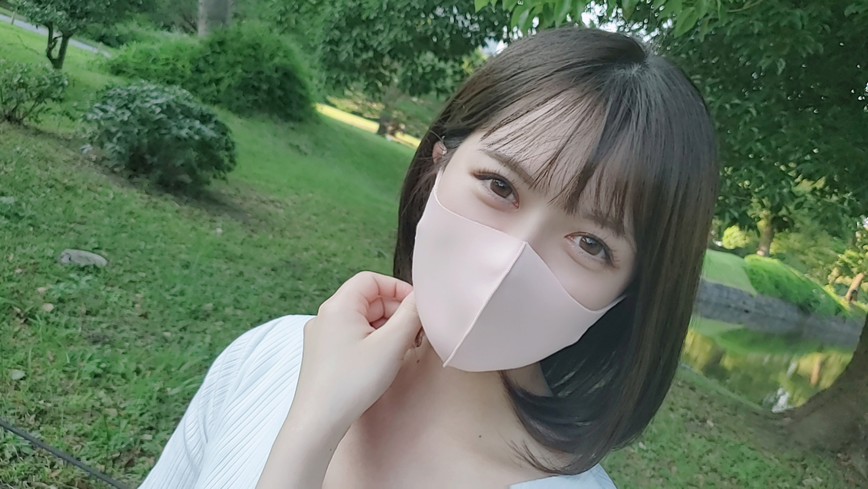 FC2PPV-2225938 Limited number Uncensored Outdoor obscenity in the garden of the receptionist of the beauty clinic Bring it to a closed room and cum inside an elegant body wrapped in beautiful skin